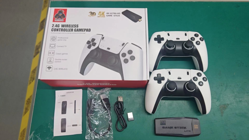 M8 Pro κονσόλα ρετρό παιχνιδιών – Ασύρματα 2.4G χειριστήρια, 64GB, HDMI 1080p, για δύο παίκτες