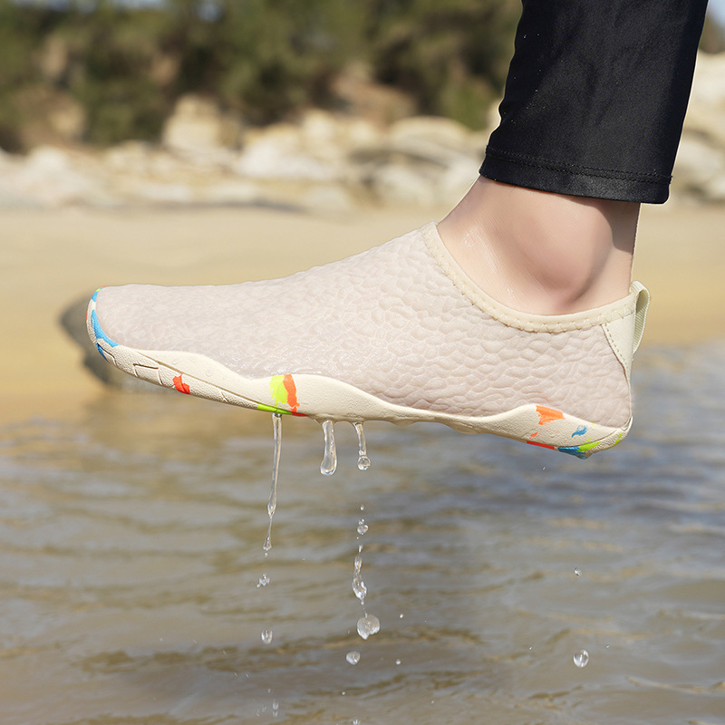 Pantofi de apă unisex pentru drumeții, plajă și activități în aer liber; partea superioară respirabilă din Lycra, talpă din cauciuc antiderapant, uscare rapidă, croială joasă.