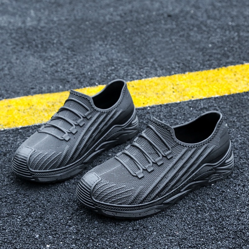 Cizme de ploaie pentru bărbați — partea superioară din PVC, talpă din plastic, gambă joasă, antiderapant și rezistente la uzură