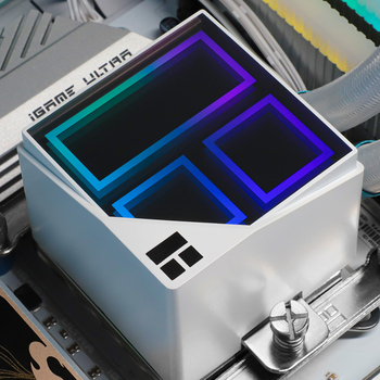 Benefit Frozen Infinity 360 vízhűtéses radiátor, ABS ház, S-FDB csapágy, 2000 rpm ±10%, zaj ≤ 28,2 dBA