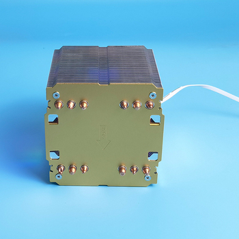 Radiator pentru semiconductori, construcție din cupru-aluminiu, 4-6 țevi de răcire, răcire prin aer, funcționare silențioasă, 2000 RPM