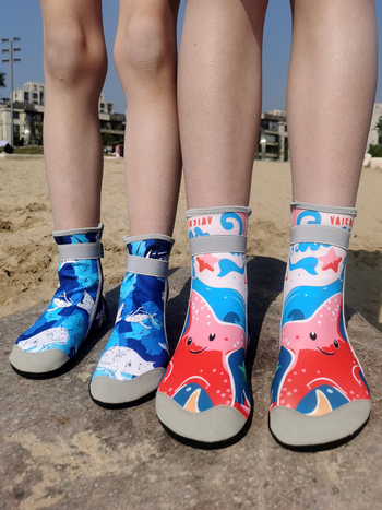 Pantofi de apă înalți pentru copii și adulți, închidere Velcro, talpă antiderapantă, partea superioară din Lycra rezistentă la tăieturi, pentru înot în mare