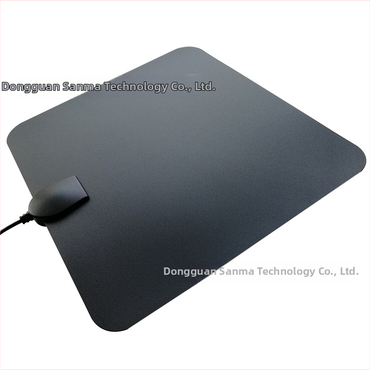 Interiérová HDTV anténa, štvorcový dizajn z tenkého filmu, príjem vo vysokom rozlíšení; OEM značka, licencovaná súkromná značka.