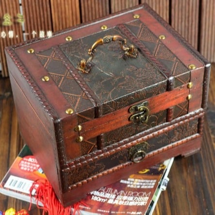 Cutie veche din lemn pentru bijuterii cu oglindă, capac și compartimente