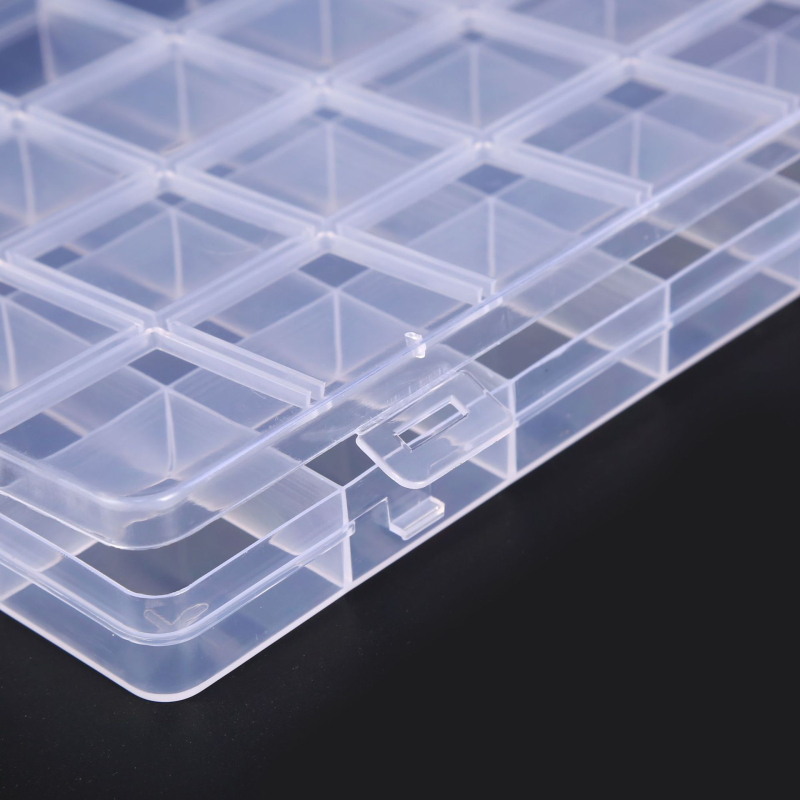 PP műanyag 24 rekeszes átlátszó tároló doboz kártya résével; összehajtható, rakható, porálló, kapacitás 1 L