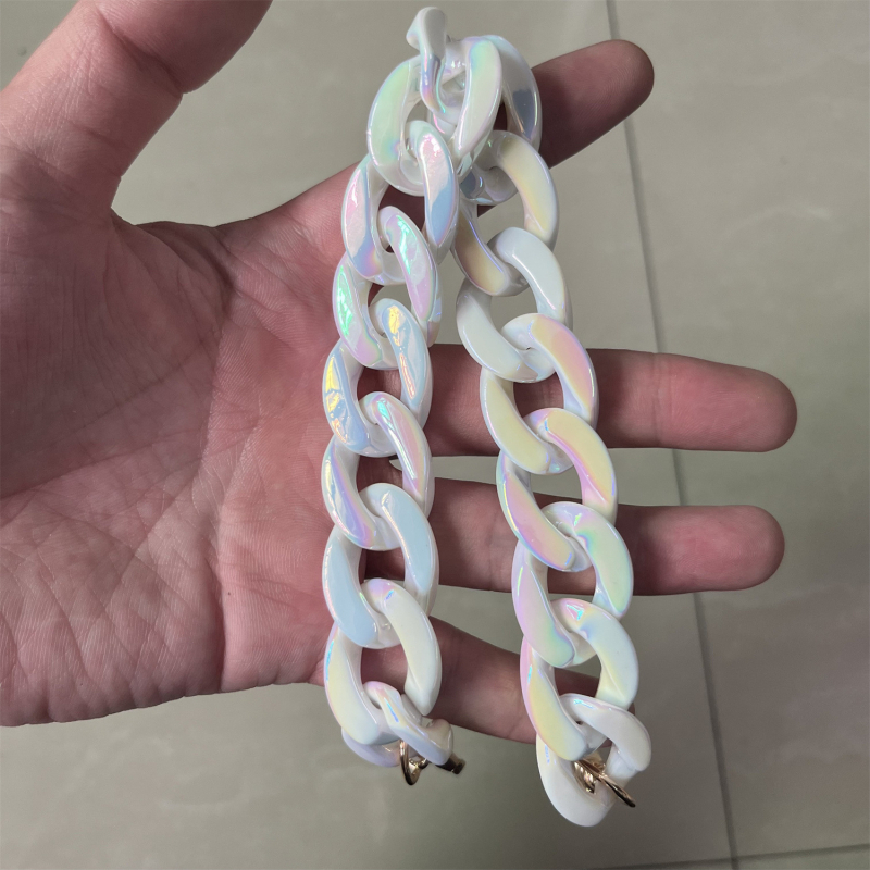 Narukvica za telefon s lancem i elektroplatiranim završetkom, plastika/smola, dijagonalna naramenica, podrijetlo Zhejiang