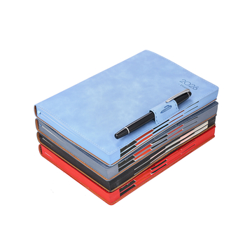 Блокнот Gold School – PU обложка, шиено подвързване, Dowling хартия, 80 г/м², 300–400 страници, 365-дневен планер