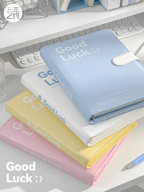 Beležnica Three-Year Second Class s pokrovom od imitirane kože, vezivanje s listovima, papir od drvne celuloze 40 g/m², poslovni uredski stil