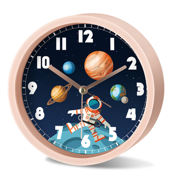 Будилник за деца със звезден небе и астронавт — детски карикатурен дизайн, тих режим, батерийно захранване, пластмасов корпус, пластмасов циферблат, стъклена огледална повърхност
