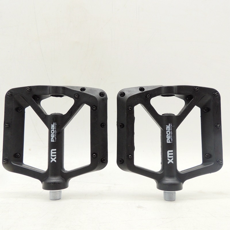 2 komada MTB pedala NL32A s ležajevima, nylon anti-slip površina, kompatibilni s planinskim, sklopivim i cestovnim biciklima