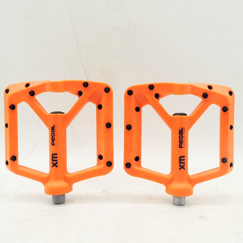 2 komada MTB pedala NL32A s ležajevima, nylon anti-slip površina, kompatibilni s planinskim, sklopivim i cestovnim biciklima