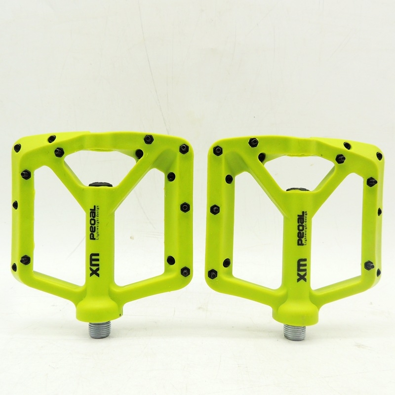 2 komada MTB pedala NL32A s ležajevima, nylon anti-slip površina, kompatibilni s planinskim, sklopivim i cestovnim biciklima
