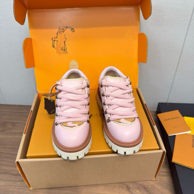 Pantofi de drumeție din piele de vițel, partea superioară din piele, închidere cu șireturi în față, talpă din cauciuc, unisex