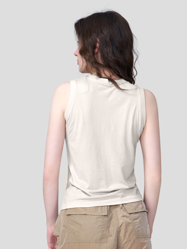 Ženski tank top od merino vune, brzo se suši, odvodi vlagu, dužina do struka, uski kroj; sastav: 57,5% Ecovero, 14,5% Merino Wool, 28% Nylon.