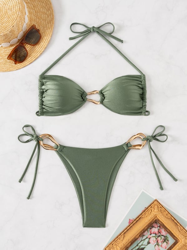 Женски комплект бански бикини с подплънки, горнище безжично и без ръкави; плат 80% полиестер, подплата 20% полипропилен; тегло 120 г