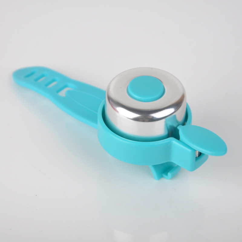 Djetetsko kombinirano vozilo: skuter, tricikl i balans bicikl s podesivim silikonskim remenom i zvonom, model B02; materijali: čelično ili aluminijsko kućište s plastikom i silikonom