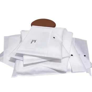 Нетъкан плик за облекло – вътрешна опаковка за магазин със лого и прахозащита (Артикул: F99HMJ5595H8T5; Произход: Китай; Износ: Не)