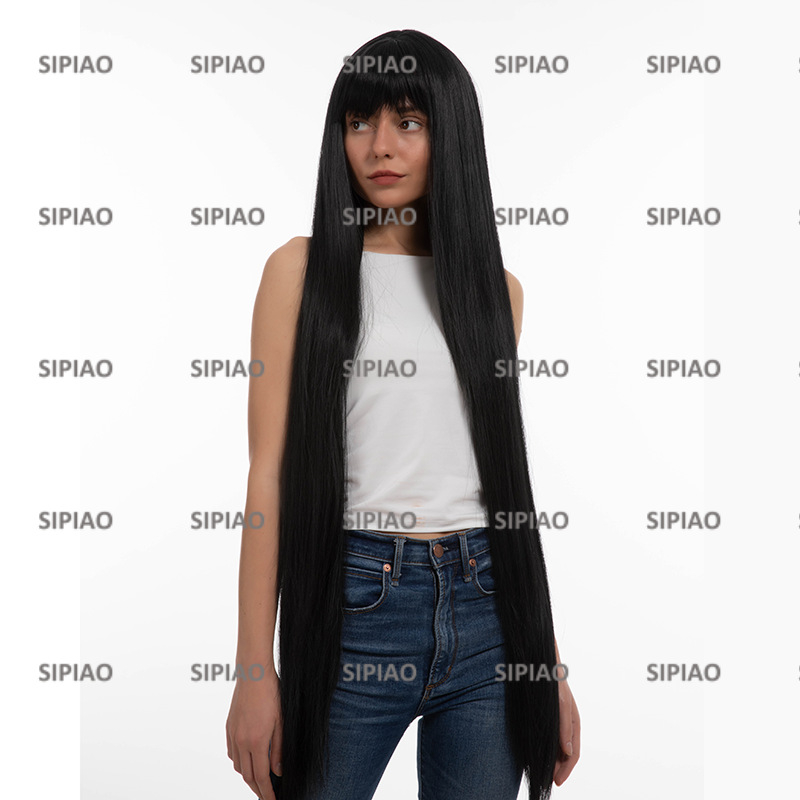 Perika s egzotičnim stilom, ravne šiške, mat kosa od svile, potpuno gornje pokrivalo rose-net