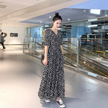 Дълга рокля от шифон с точков принт, А‑линия, висока талия и квадратно деколте