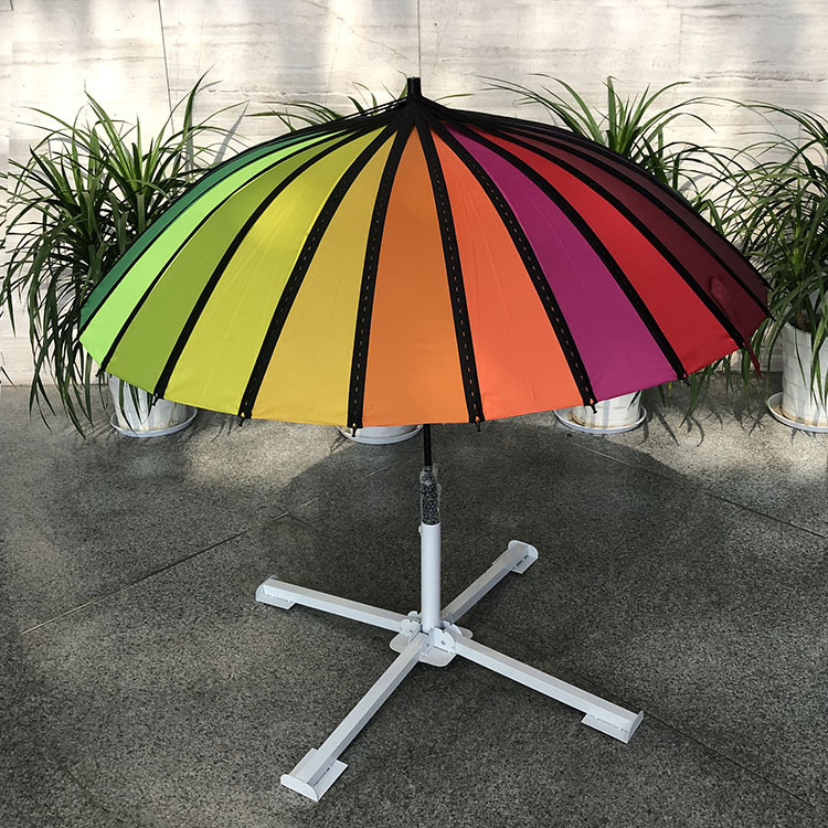 Dugi kišobran s 8 metalnih rebara, metalna ručka, ručno otvaranje, tkanina 190T