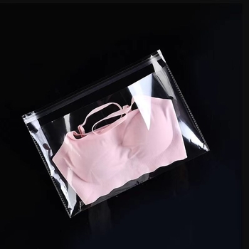 Prozirna samoljepljiva vrećica za odjeću od OPP-a, bočno otvaranje i zatvaranje (3–4 cm) - Brand Flag packaging