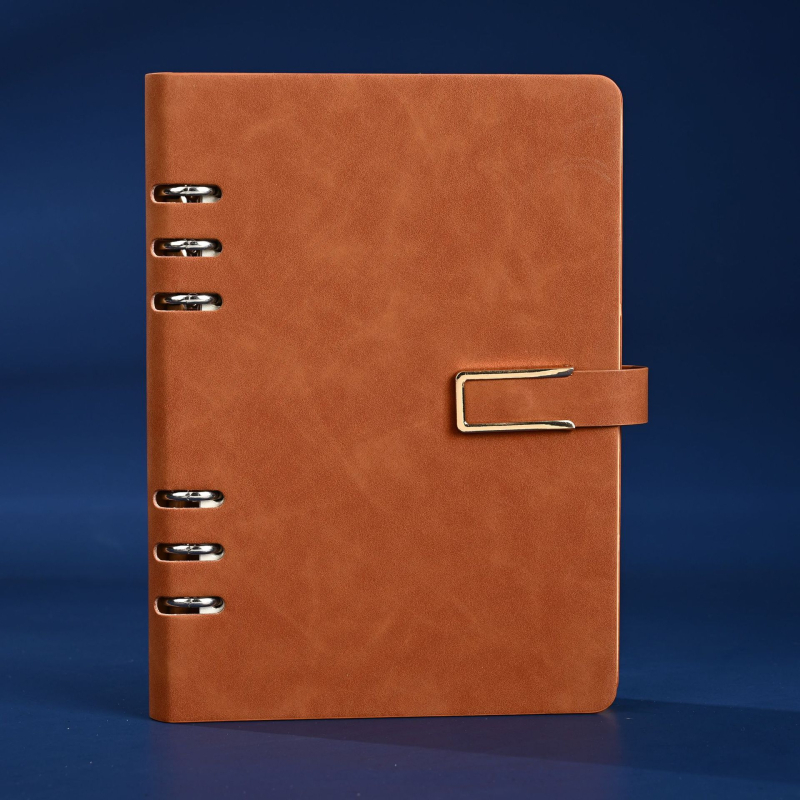 Bilježnica s izmjenjivim listovima, 9 rupa i odvojivi 6-rupa povez, Dowling papir 80 gsm, 50–100 stranica