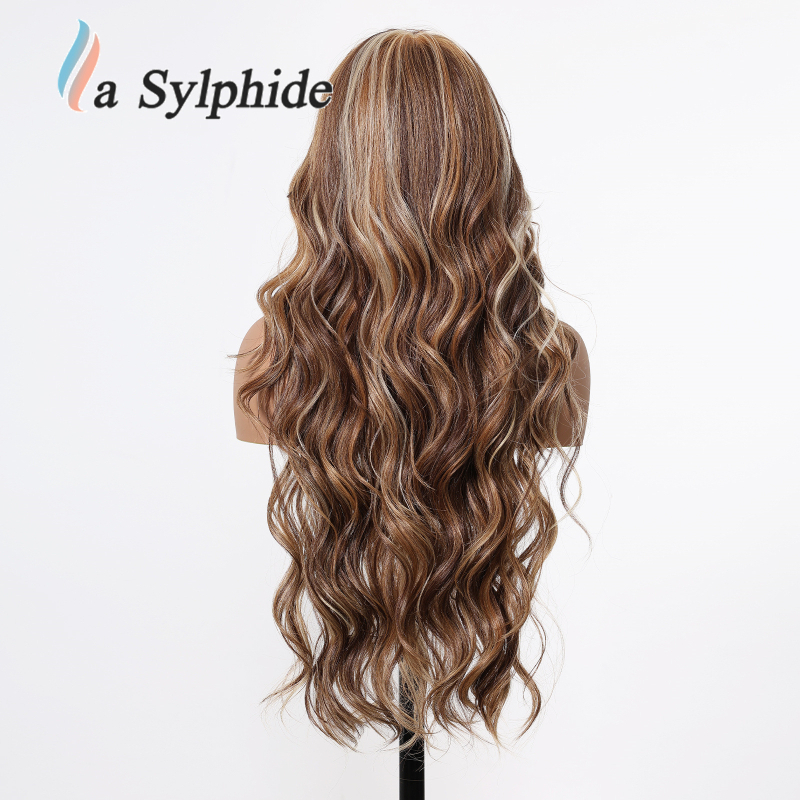 La Sylphide kovrčava perika s pramenom i čipkom na prednjem dijelu, ručno tkanо, sintetičko vlakno Futura, može se bojiti