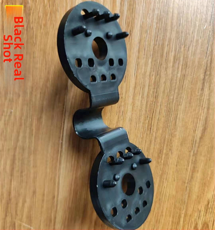 Fixný klip na tieniacu sieť - plastový, vonkajšie uchytenie