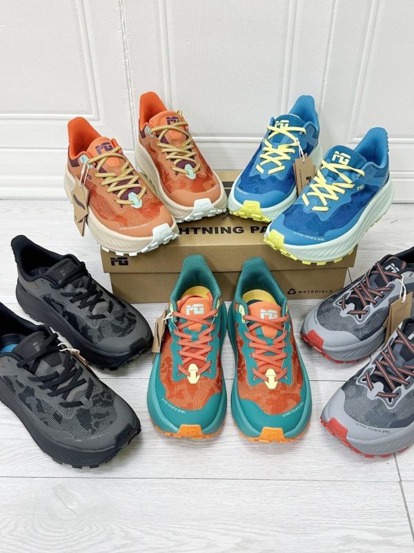 Pantofi de drumeție unisex cu last lat, antiaderenți și respirabili, exterior Lycra+KPU, talpă din cauciuc natural cu talpă intermediară Phylon, design de talie joasă pentru drumeții