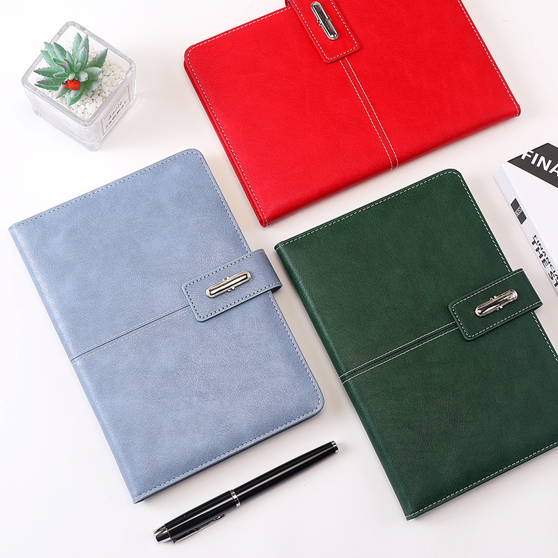 Bőrborítású notesz, vezeték nélküli kötés, Dowling papír 80 g, 100–200 oldal