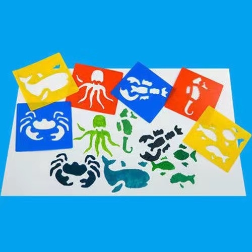 Jinyu plastični šabloni s izrezima za dječje crtanje — kukci, životinje, povrće, voće i božićni motivi; materijal: plastika; nije uvezeno; IP ovlaštenje: Ne