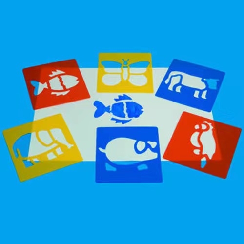 Jinyu plastični šabloni s izrezima za dječje crtanje — kukci, životinje, povrće, voće i božićni motivi; materijal: plastika; nije uvezeno; IP ovlaštenje: Ne