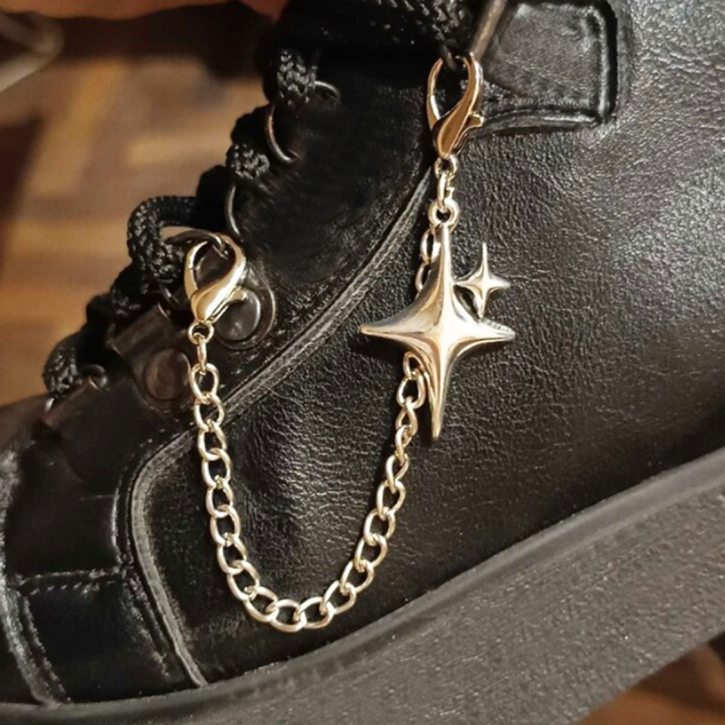 Cipőhöz készült lánc négyágú csillag dizájnnal, cinkötvözetből, sneakershez és csizmákhoz.