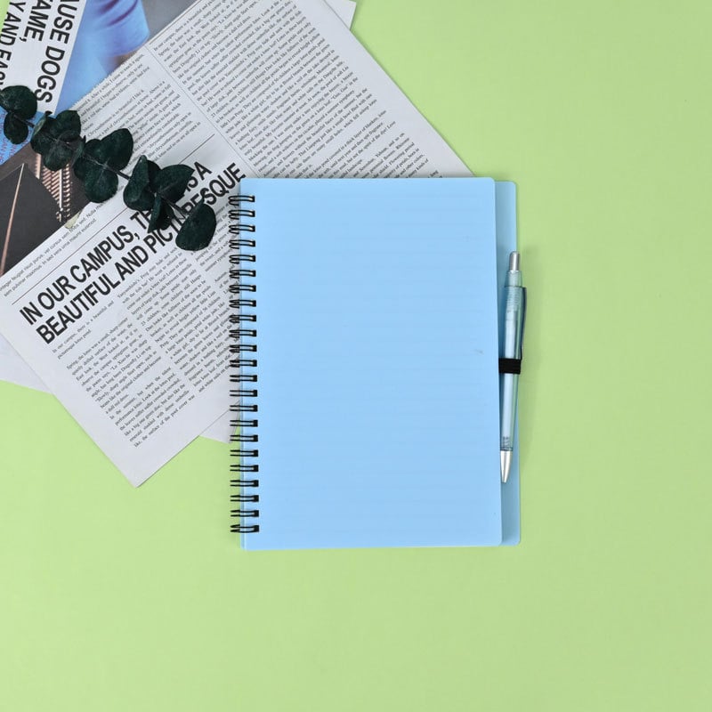 Спирално подвързан тефтер, 60–70 страници, персонализируем, не е внесен