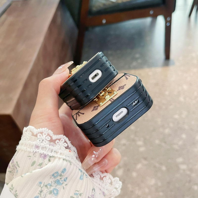 Ochranný obal pre Apple AirPods Pro 2 a AirPods 4 (3. generácia) – kov, umelá koža a PC škrupina; prenosný, ručne vyrobený otlačok; prispôsobiteľný.