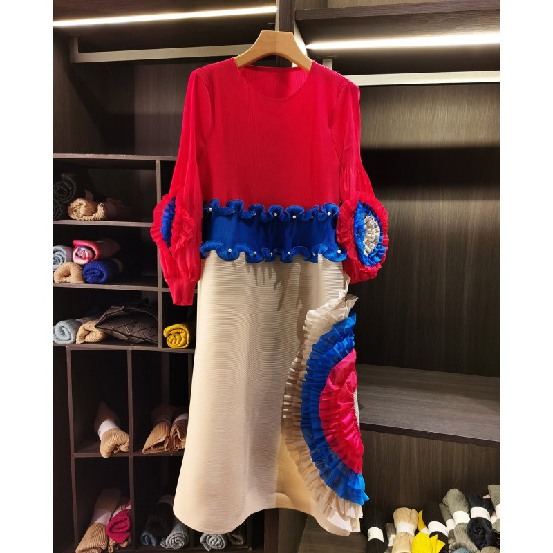 rochie cu pliuri, patchwork în design, mâneci lungi felinar, guler rotund