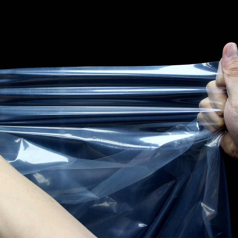 Geantă din plastic PE cu gură plată pentru depozitarea hainelor și păturilor; groasă, capacitate mare, protecție împotriva prafului și apei; material: 100% nou; proces: blown film; potrivită pentru depozitare, împachetare și mutare.