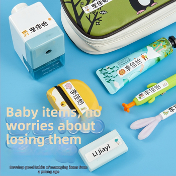 Naljepnice s imenima za vrtić i osnovnu školu, karikaturalan dizajn, prozirne samoljepljive vodootporne naljepnice s ručnim pisanjem, veličina 11x46 mm