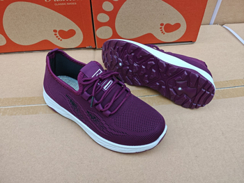 Ženske sportske tenisice Fly Knit gornji dio, Injection Molded đon, vezanje sprijeda, okrugla vrh, niski gležanj