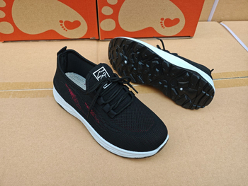 Ženske sportske tenisice Fly Knit gornji dio, Injection Molded đon, vezanje sprijeda, okrugla vrh, niski gležanj