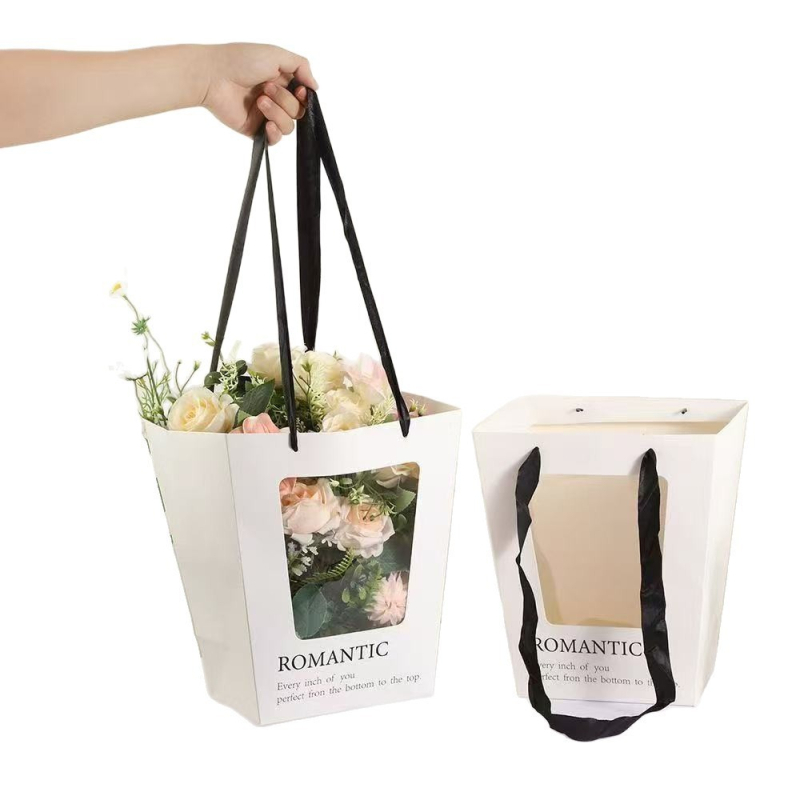 Trapezoidálna darčeková taška s priehľadným oknom z kartónu, možnosť potlače loga, balenie 10 kusov