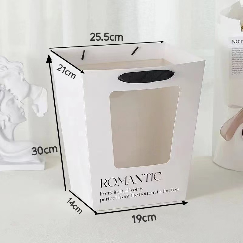 Trapezoidálna darčeková taška s priehľadným oknom z kartónu, možnosť potlače loga, balenie 10 kusov