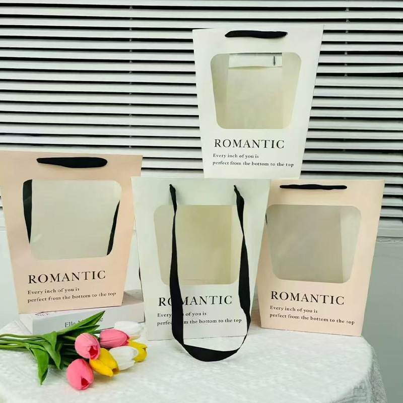 Trapezoidálna darčeková taška s priehľadným oknom z kartónu, možnosť potlače loga, balenie 10 kusov