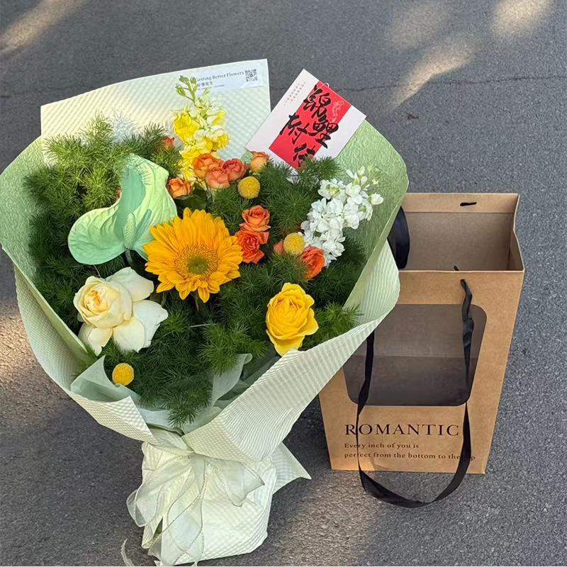 Trapezoidálna darčeková taška s priehľadným oknom z kartónu, možnosť potlače loga, balenie 10 kusov