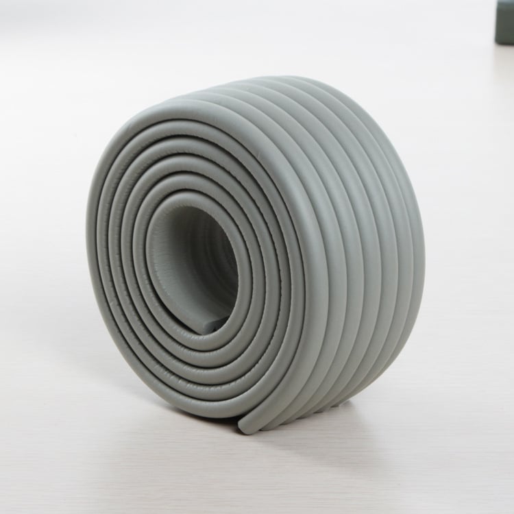 Детска антиударна лента за защита на ъглите на стени — нетоксична, екологично чиста, NBR лента, пакет 90 бр., марка Uber