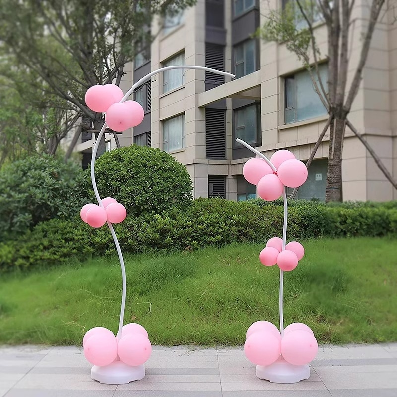 Arc de fundal pentru nuntă, tuburi flexibile din aluminiu-plastic și PVC, tuburi în formă balon neregulate, stâlpi mari cu flori din hârtie