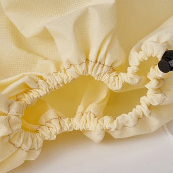 Acoperire izolatoare pentru plante și copaci; material plastic; izolație termică și protecție împotriva înghețului