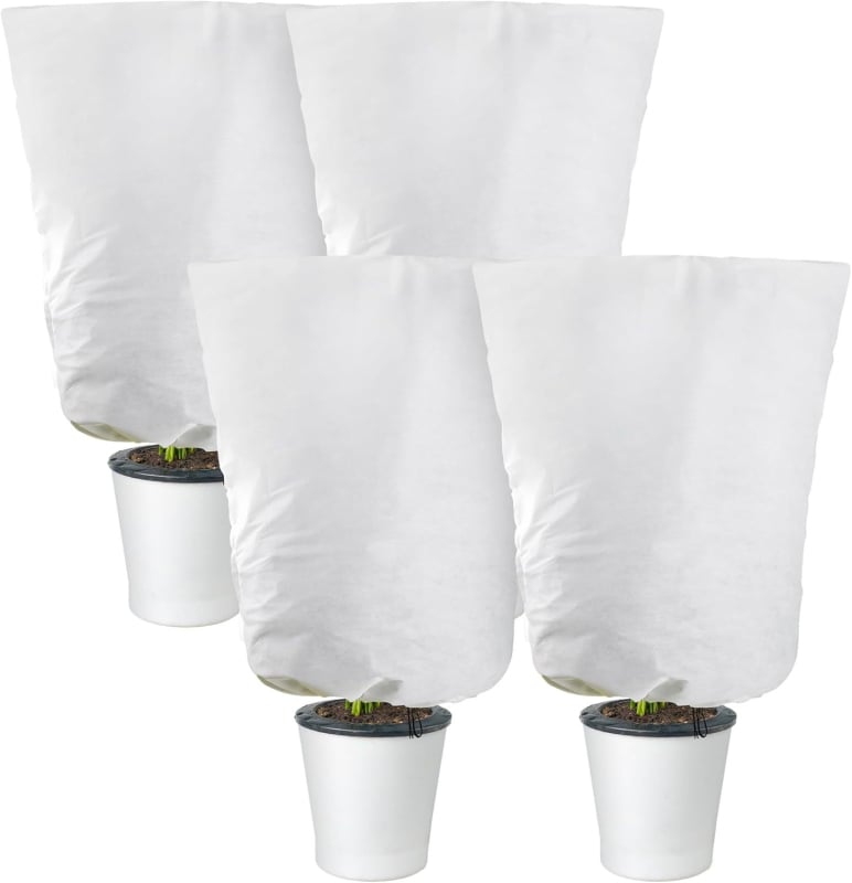 Acoperire izolatoare pentru plante și copaci; material plastic; izolație termică și protecție împotriva înghețului