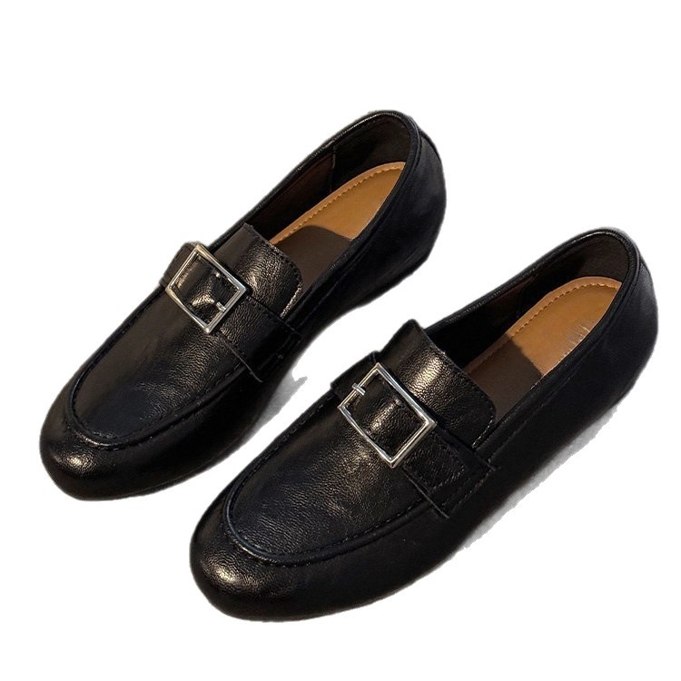 Cipele od kože u akademskom stilu — gornji dio od kravlje kože, okrugli vrh, niski debeli pet, bez vezivanja (slip-on)
