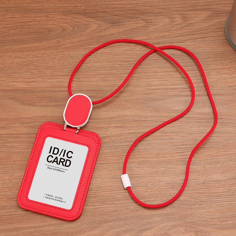 Kožni set kartice i značke za zaposlenike s modernim minimalističkim dizajnom i licenciranjem privatne marke.